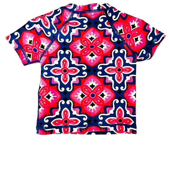 Tea Collection Girl's Short Sleeve Rash Guard Swim Shirt - Picture 2 of 3